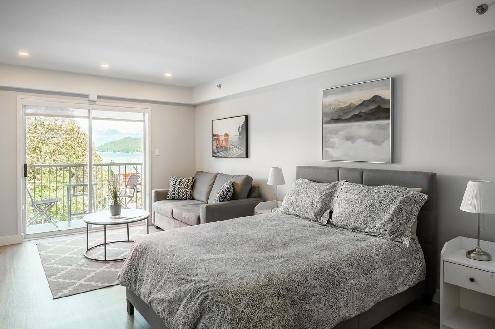 Gibsons Landing Inn Bagian luar foto